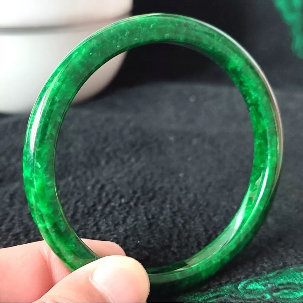 Certified genuine 60mm jadiete Burma rich green color .